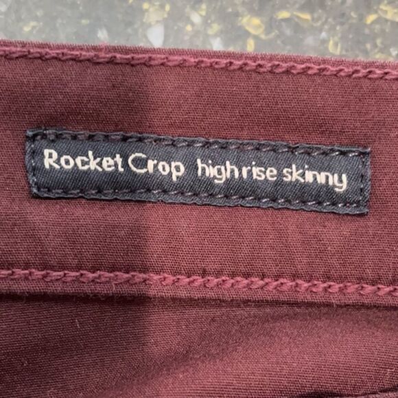 Citizens of Humanity Rocket HIgh-Waisted Jeans - Picture 6 of 9